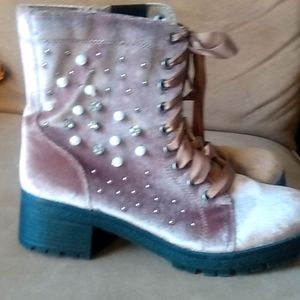 Velour Madden Women's Boots